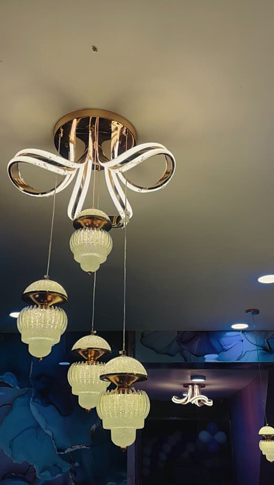 Chandelier over the styling floor